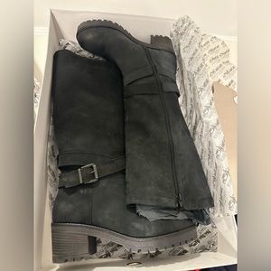 Coach boots size 7